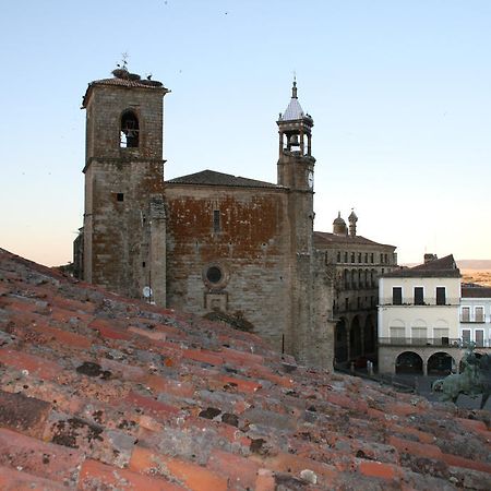 Alojamientos Plaza Mayor Trujillo Bagian luar foto